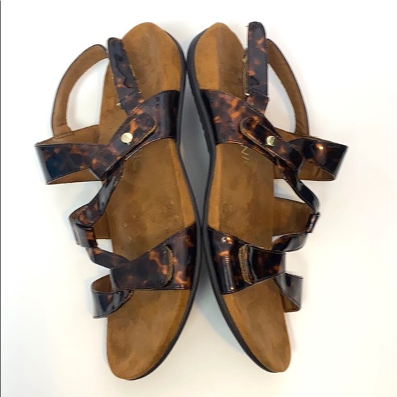 Vionic Women's Paros Backstrap Tortoise Sandals - Picture 8 of 10